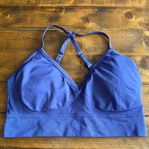Size medium purple‎ sports bra